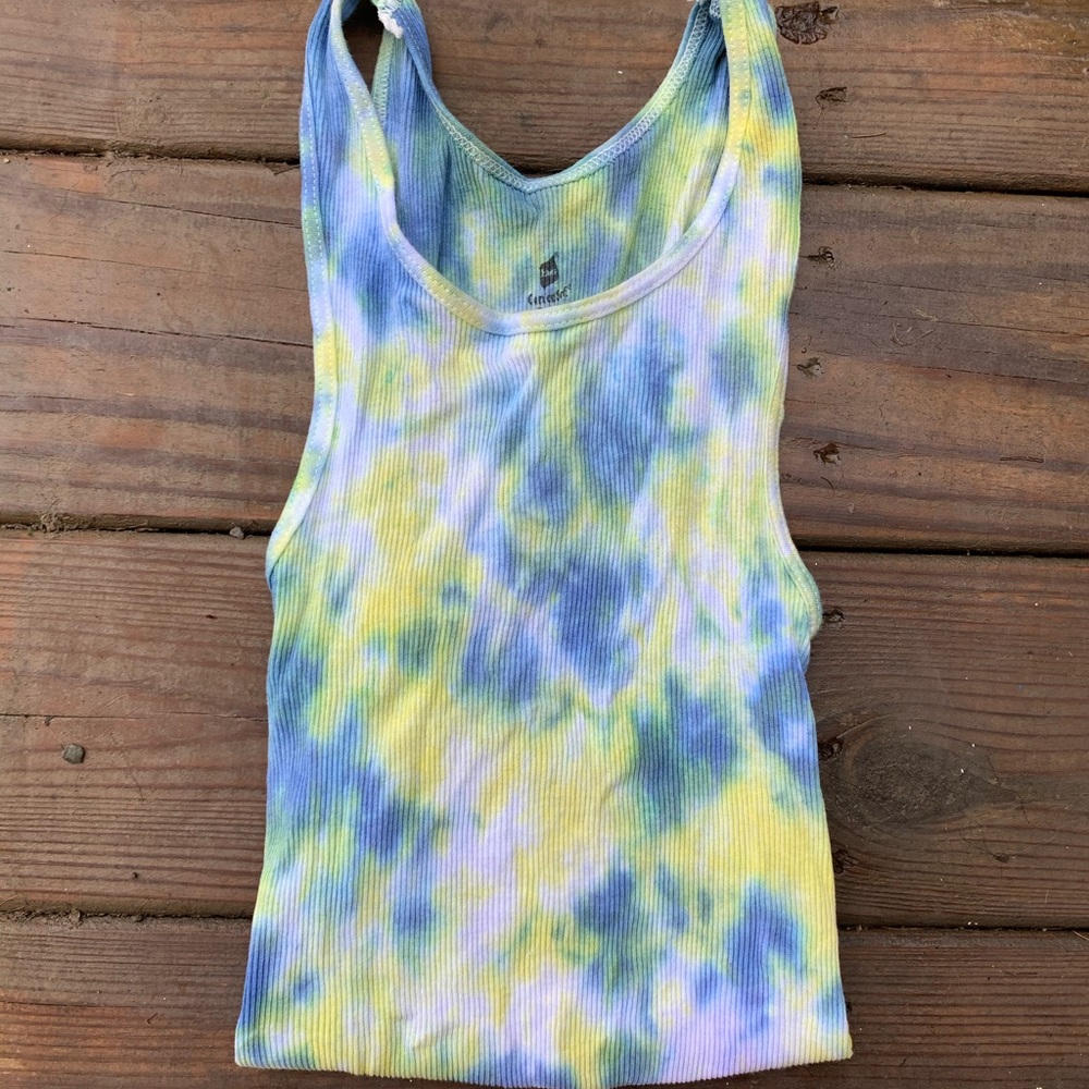 Women’s tie dye tank